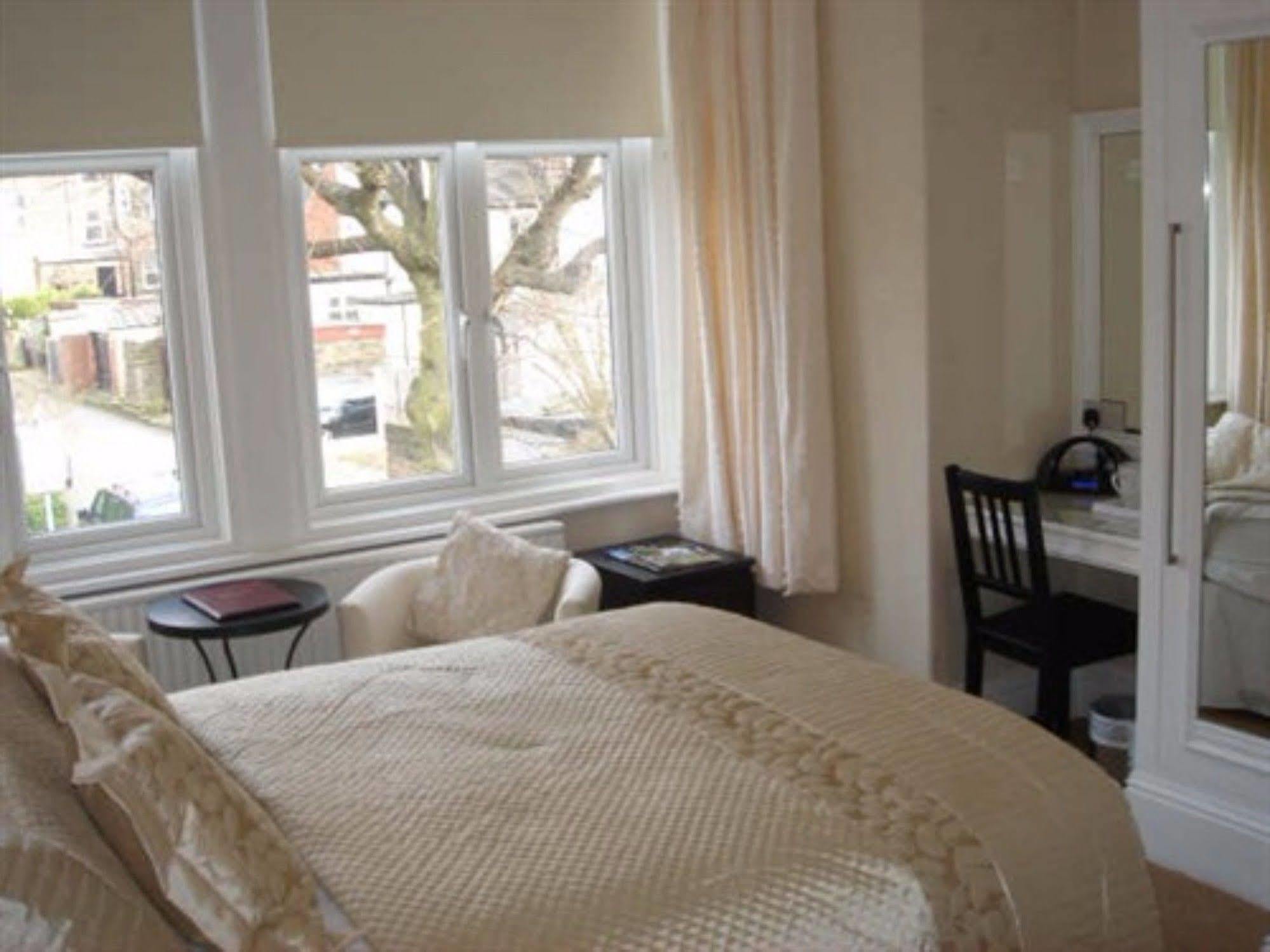 Acorn Lodge Harrogate Dış mekan fotoğraf